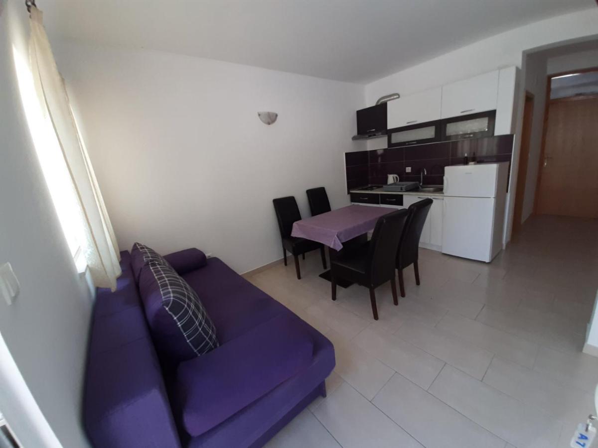 Apartments Pitarevic Saplunara Bagian luar foto