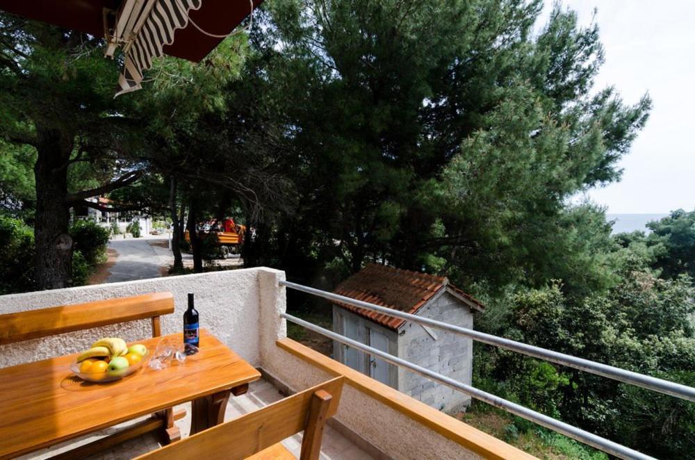 Apartments Pitarevic Saplunara Bagian luar foto