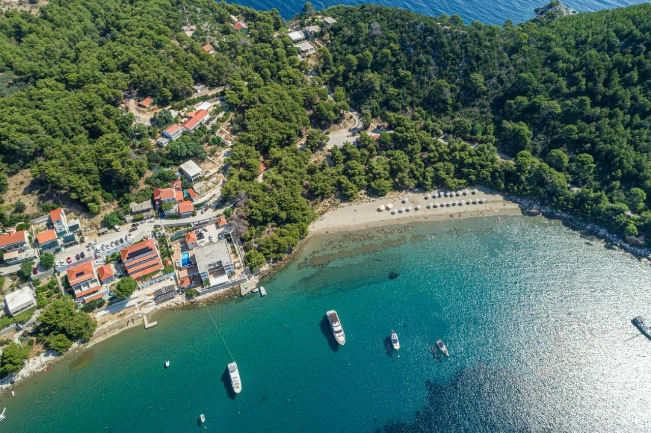 Apartments Pitarevic Saplunara Bagian luar foto