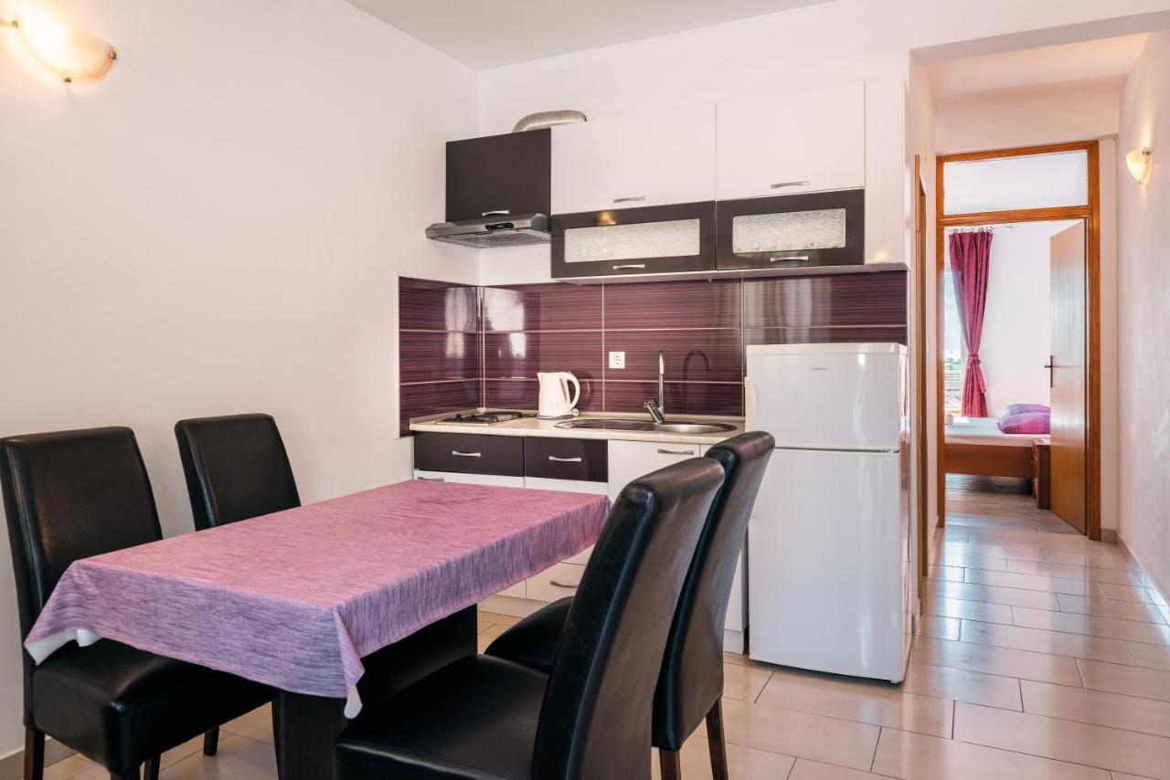 Apartments Pitarevic Saplunara Bagian luar foto