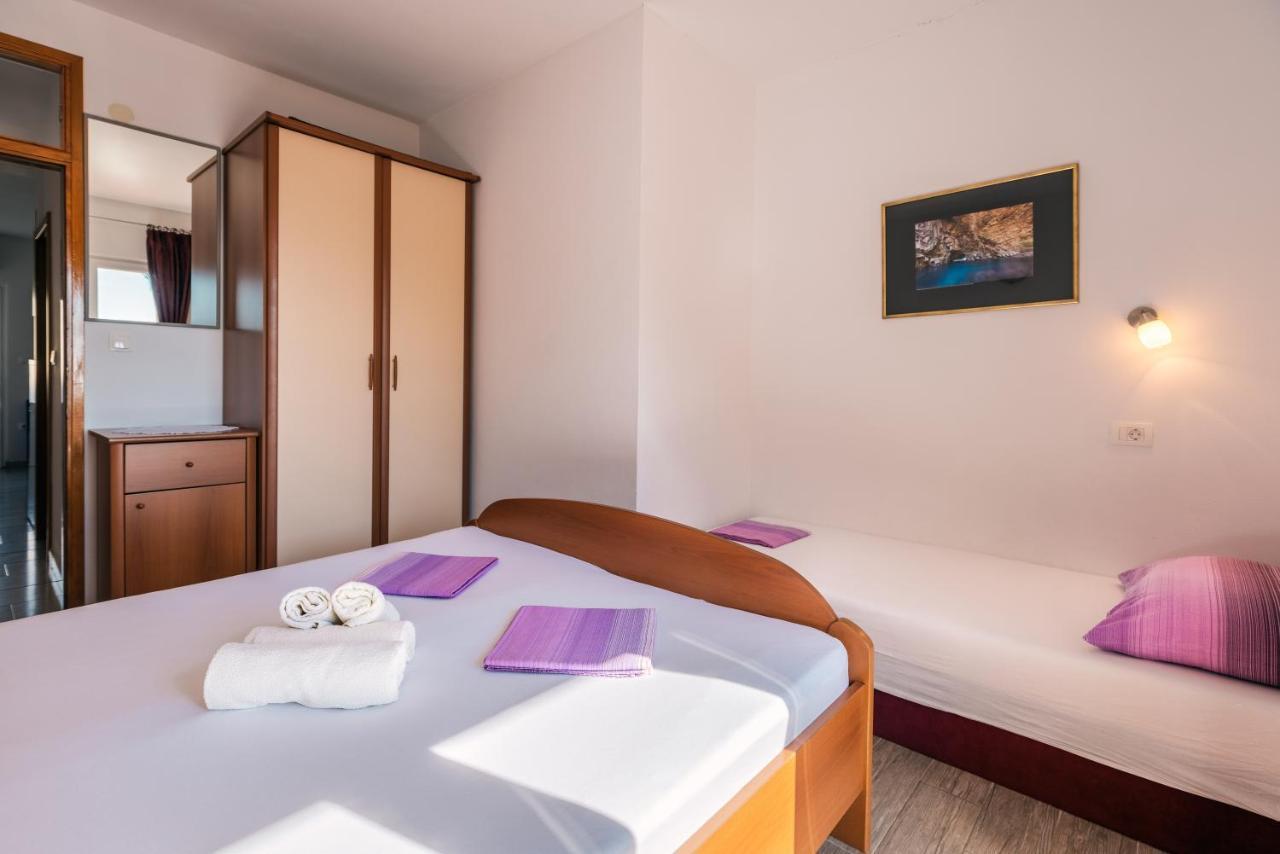 Apartments Pitarevic Saplunara Bagian luar foto