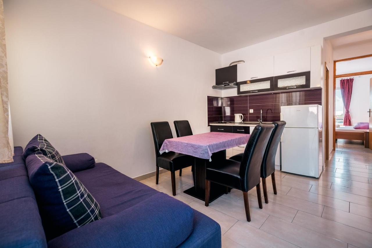 Apartments Pitarevic Saplunara Bagian luar foto